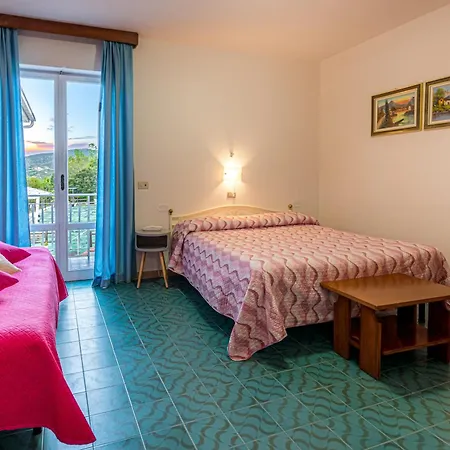 Vittoria Szálloda Porto Santo Stefano